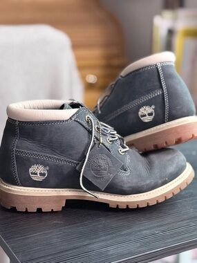Timberland Navy Blue Nubuck Lace-Up Boots with Tan Sole